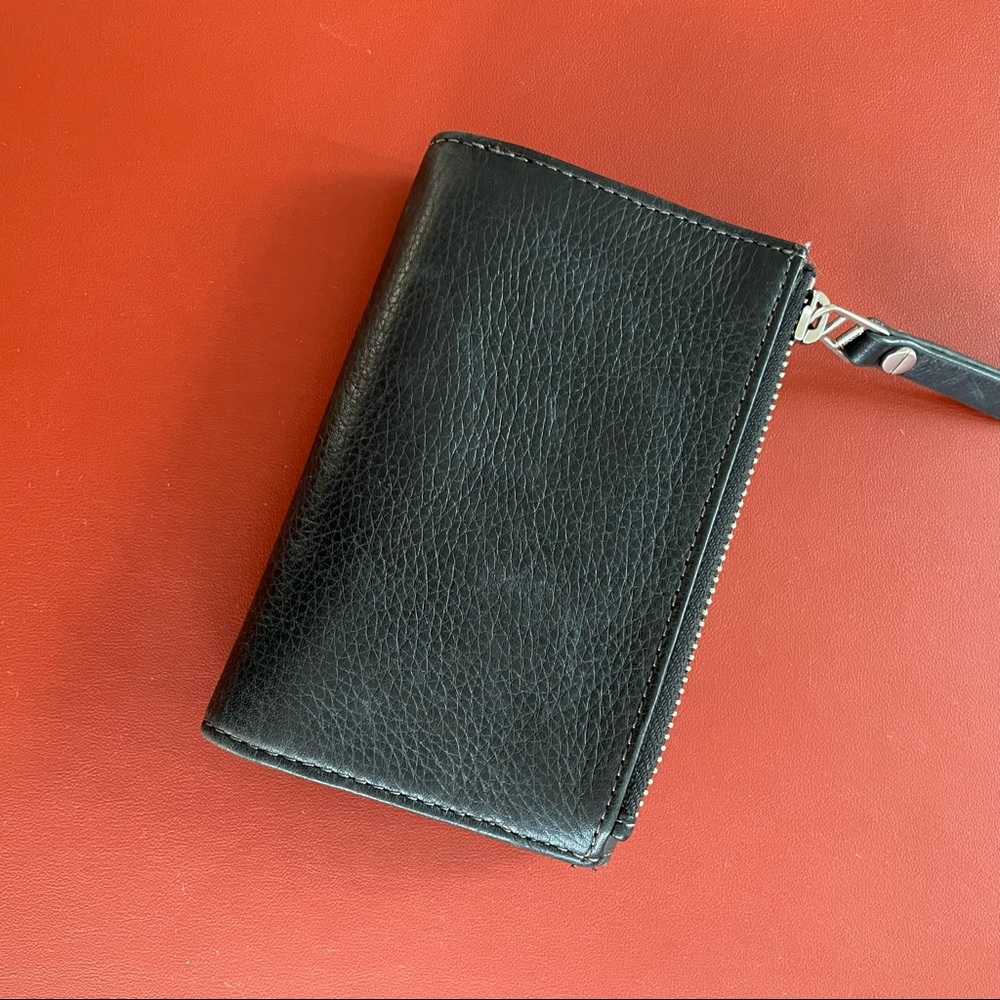 Fossil Dawson Wallet - image 6